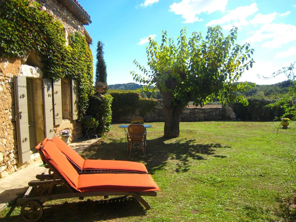 Bed and Breakfast Mas Du Moutet La Capelle-et-Masmolene Exterior foto