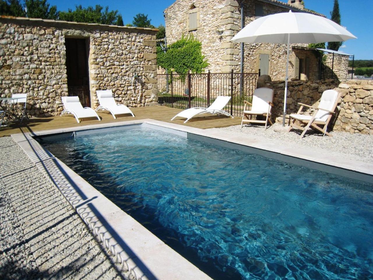 Bed and Breakfast Mas Du Moutet La Capelle-et-Masmolene Exterior foto