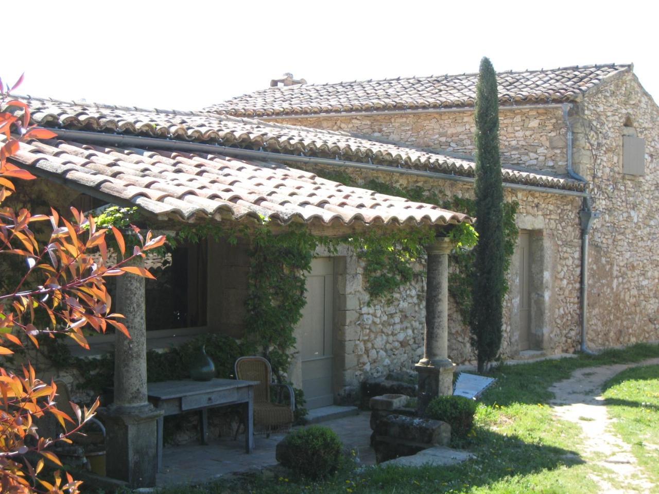 Bed and Breakfast Mas Du Moutet La Capelle-et-Masmolene Exterior foto